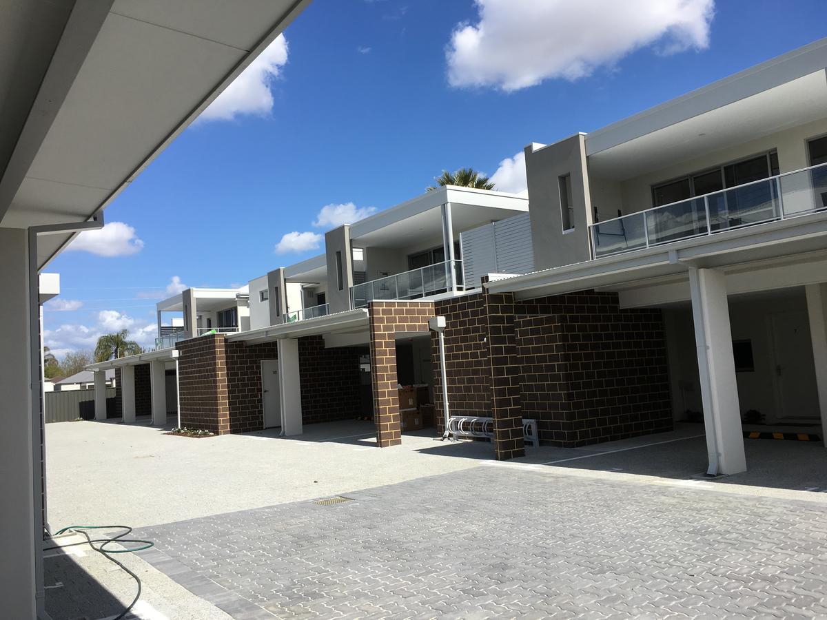 Apartment In Queens Park 珀斯 外观 照片