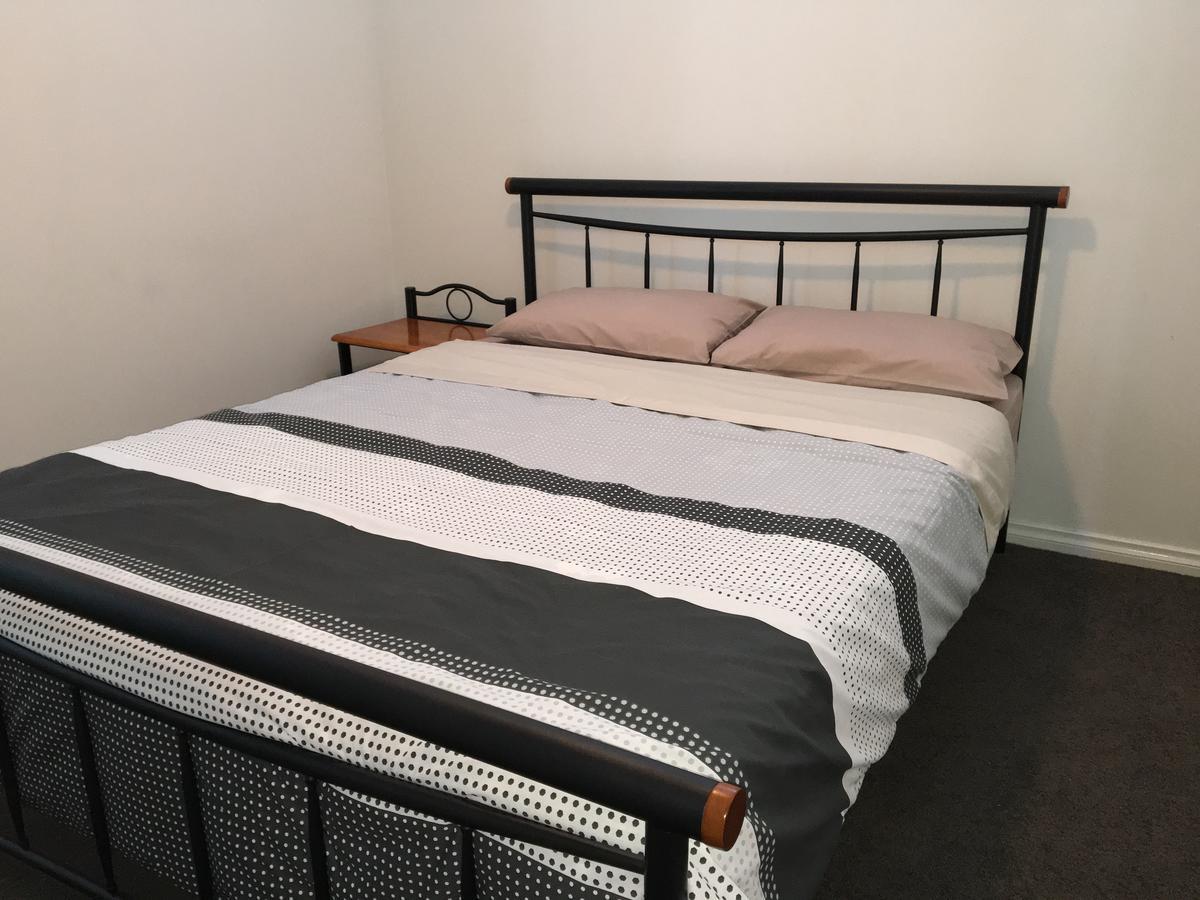 Apartment In Queens Park 珀斯 外观 照片